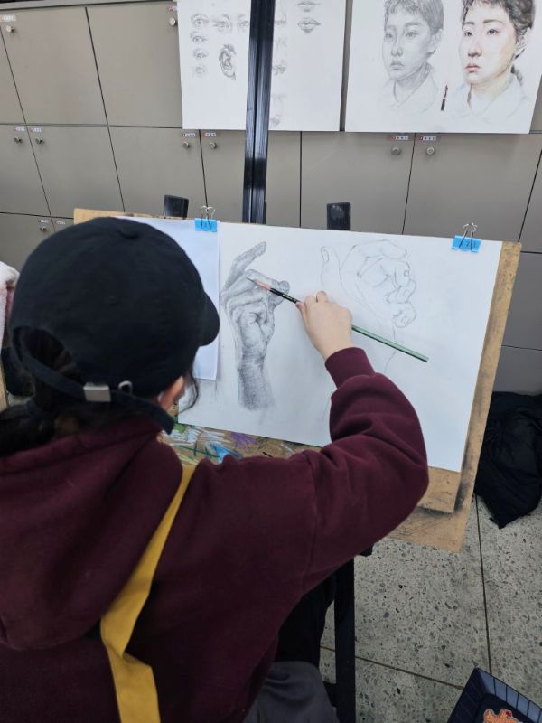 입시미술학원 2280fd79b9e0ecc8921012f268d688d1_1774936370_1952.jpg